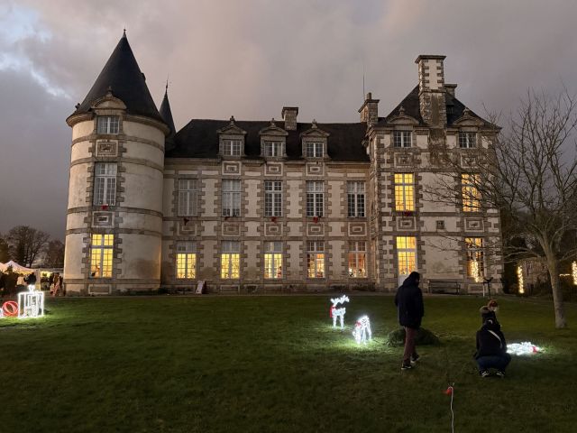 Château de Beaubois de nuit